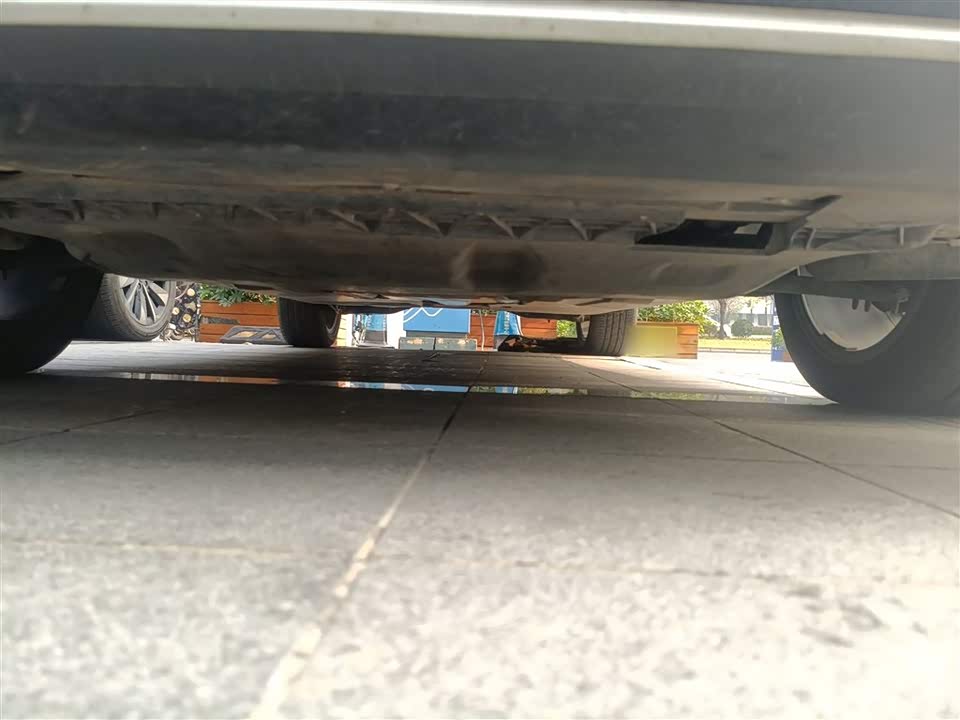 Volkswagen T-ROC exploring Songs