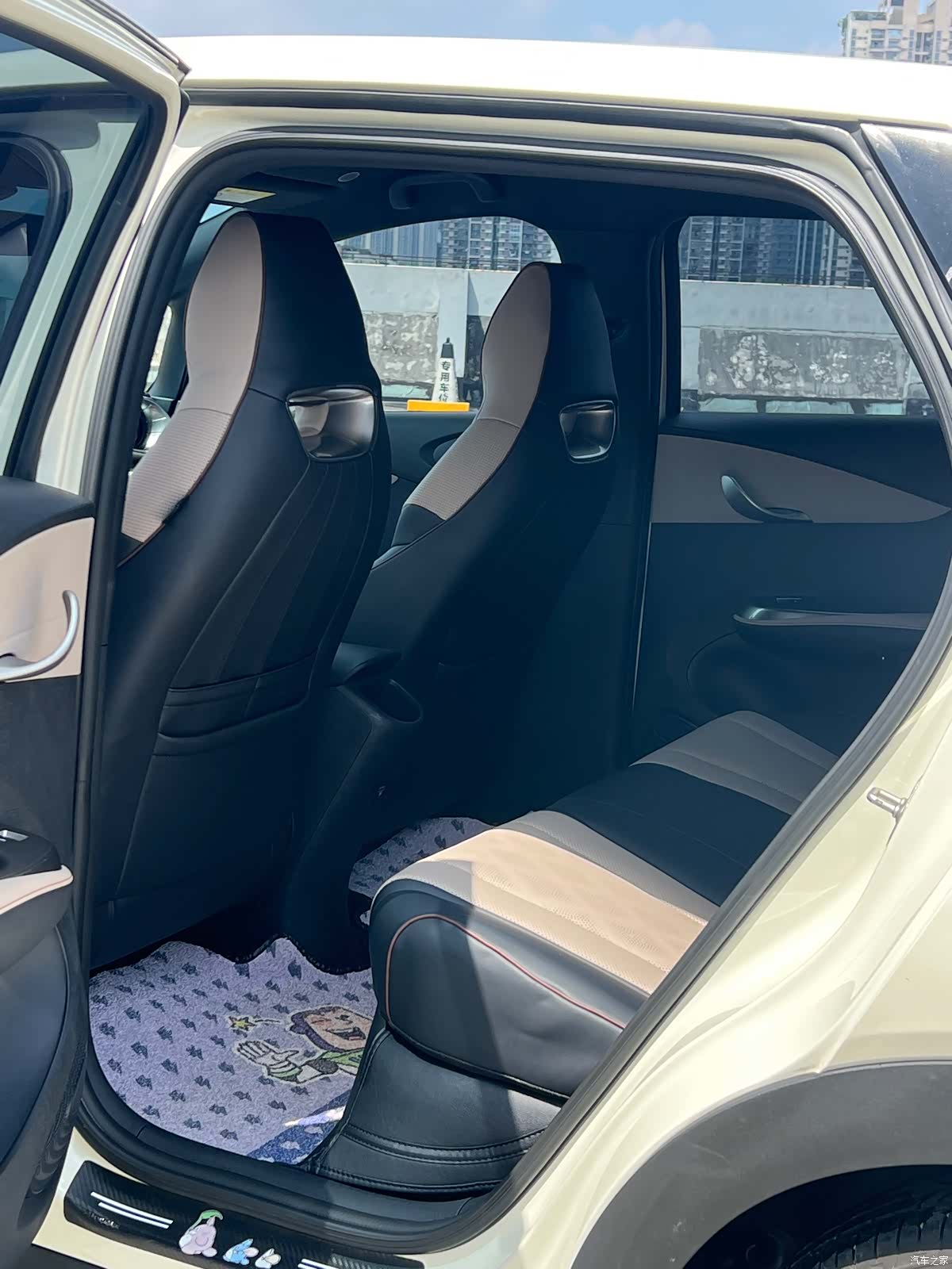 BYD Dolphin, 2023 9