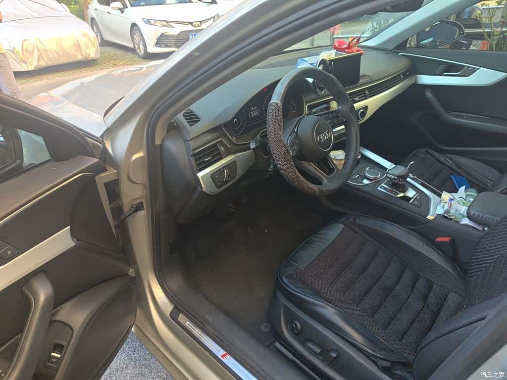 Audi A4L, 2018 14
