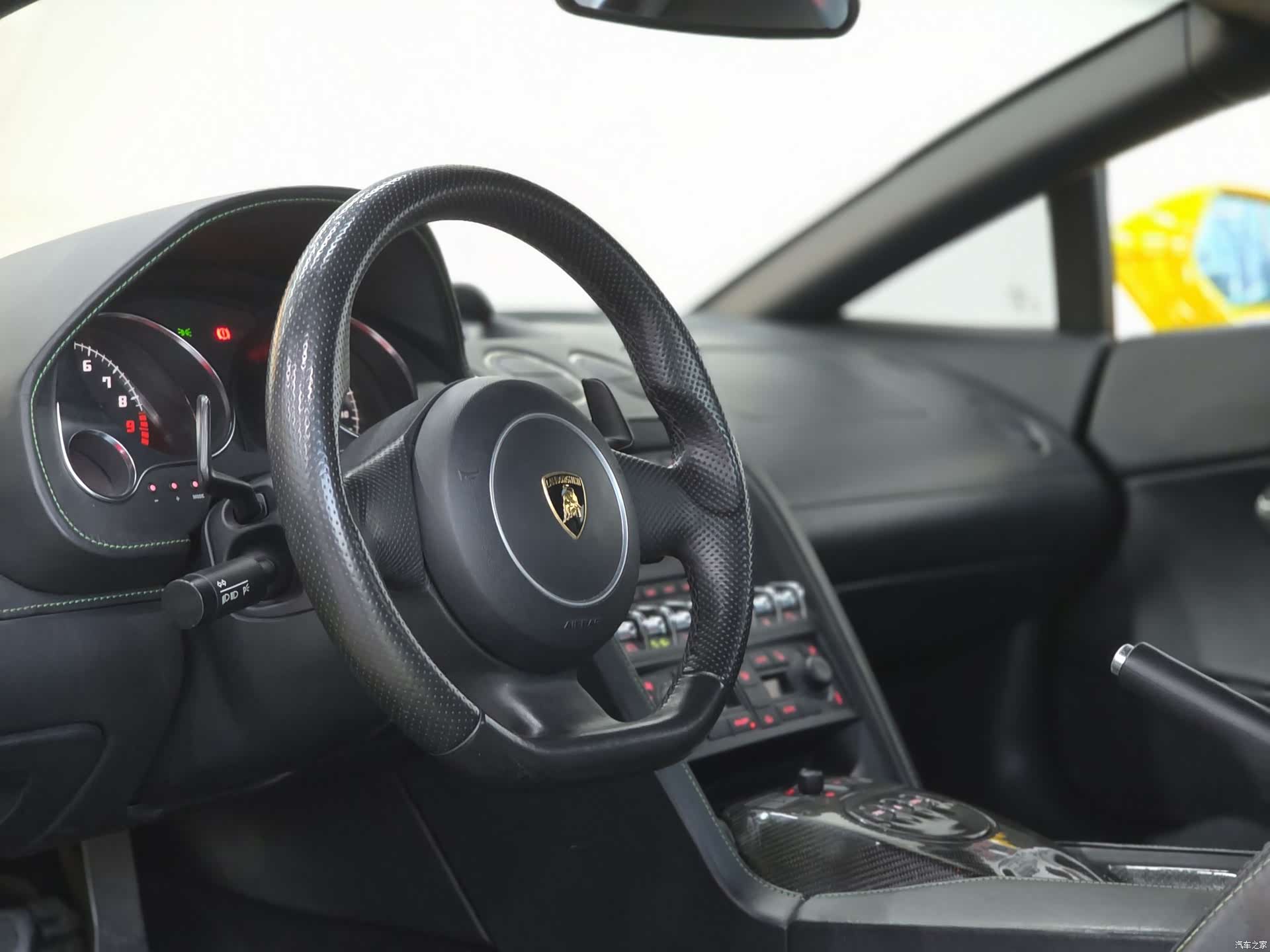 Lamborghini Gallardo, 2011 9