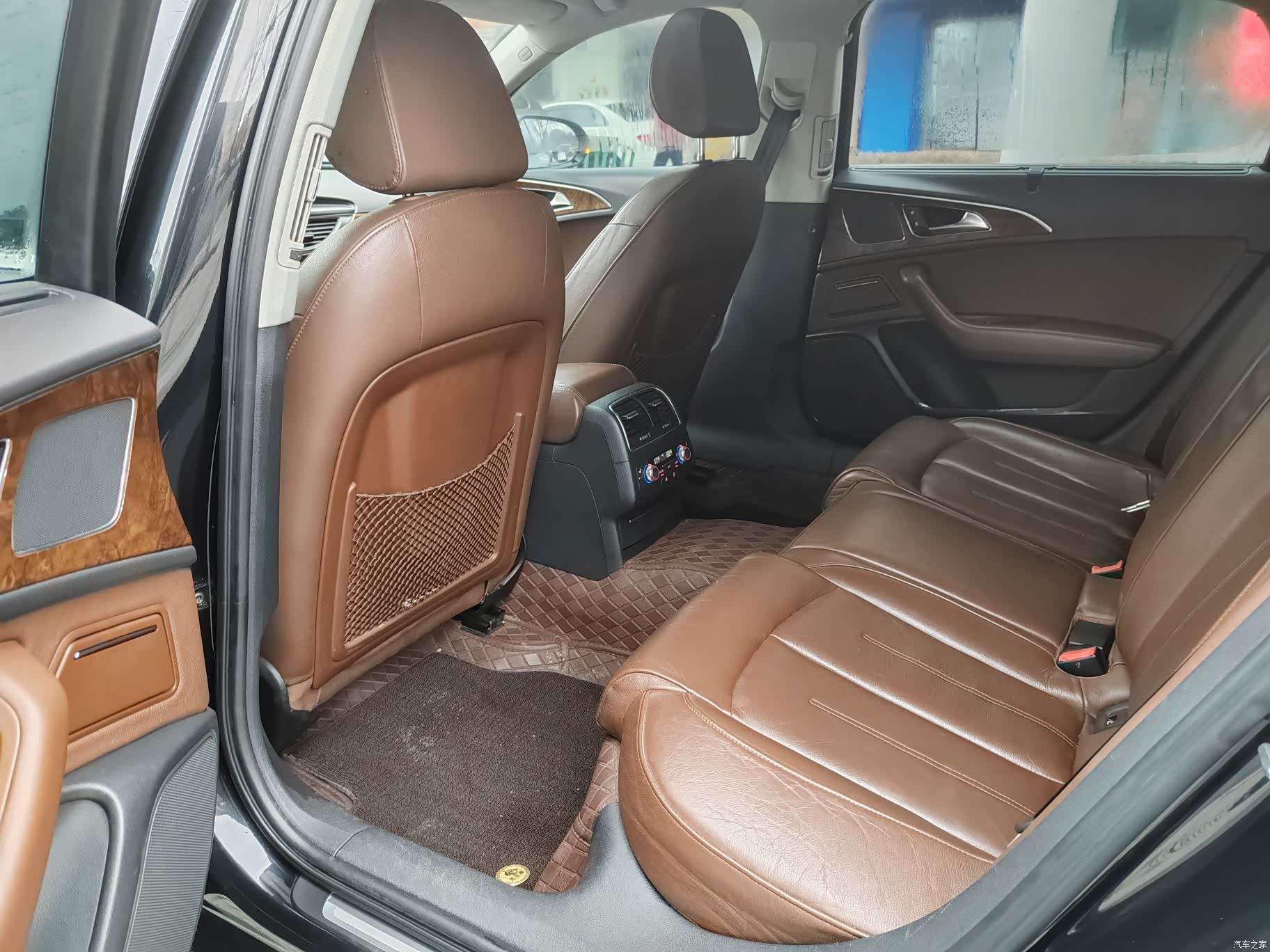 Audi A6L, 2012 9