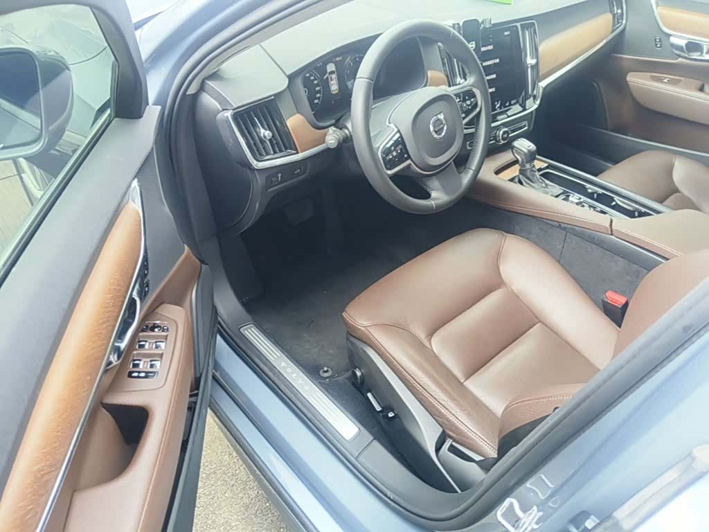 Volvo S90, 2020 16