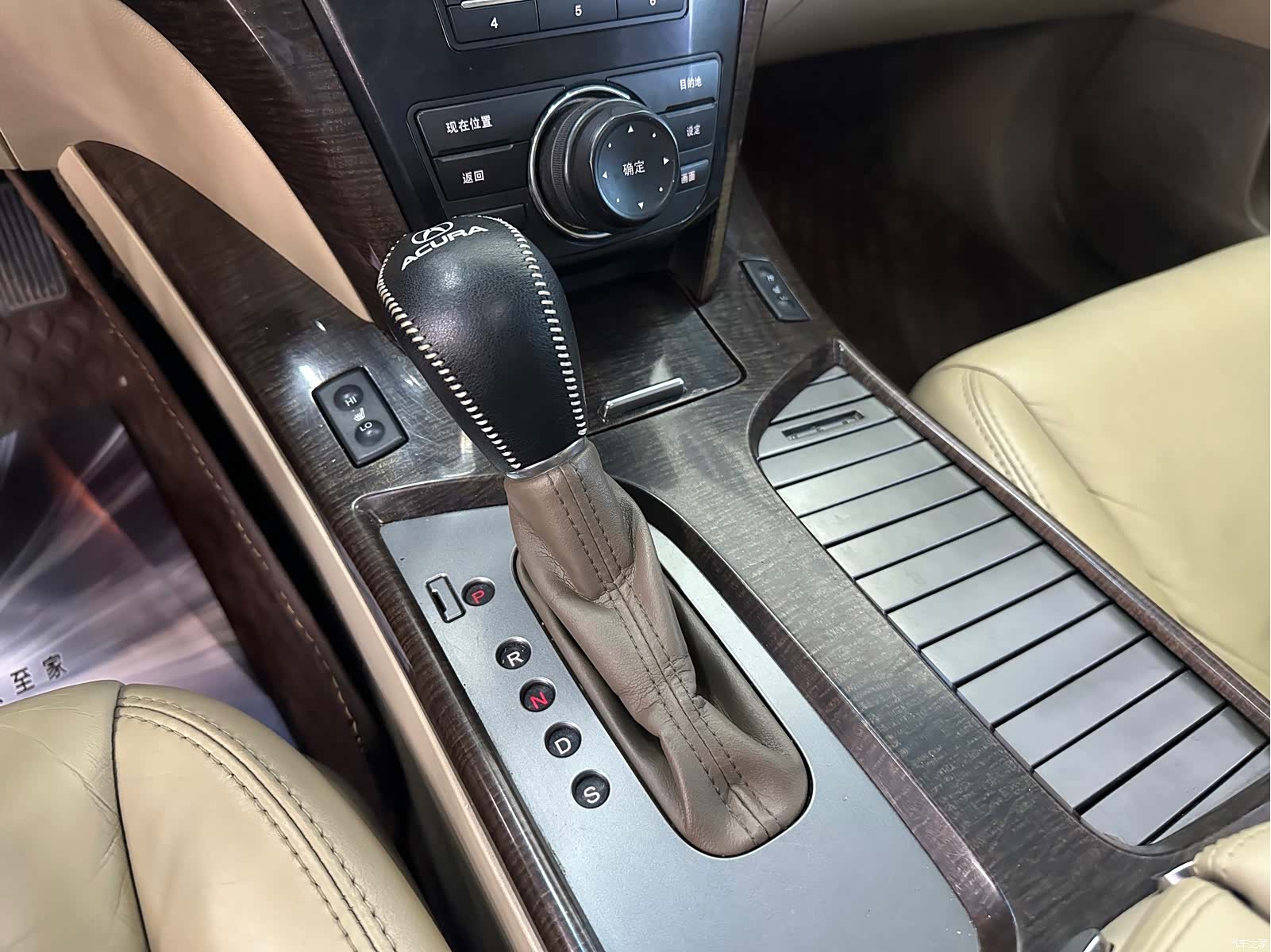 Acura MDX, 2011 12