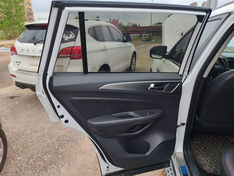 Changan CS75