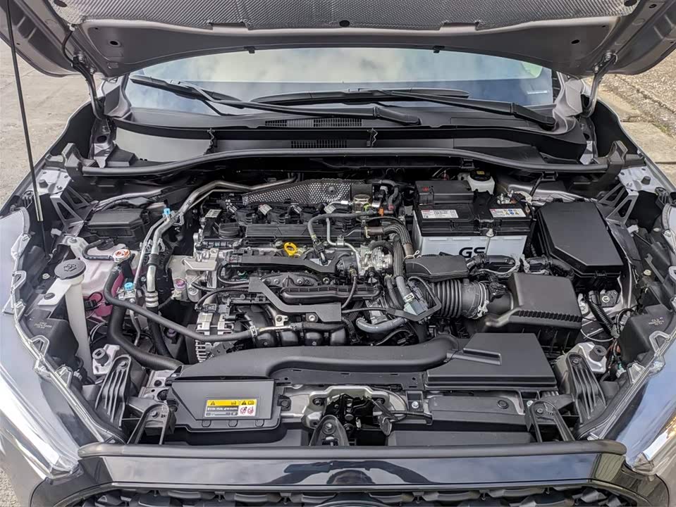 Toyota Corolla Sharp amplifier