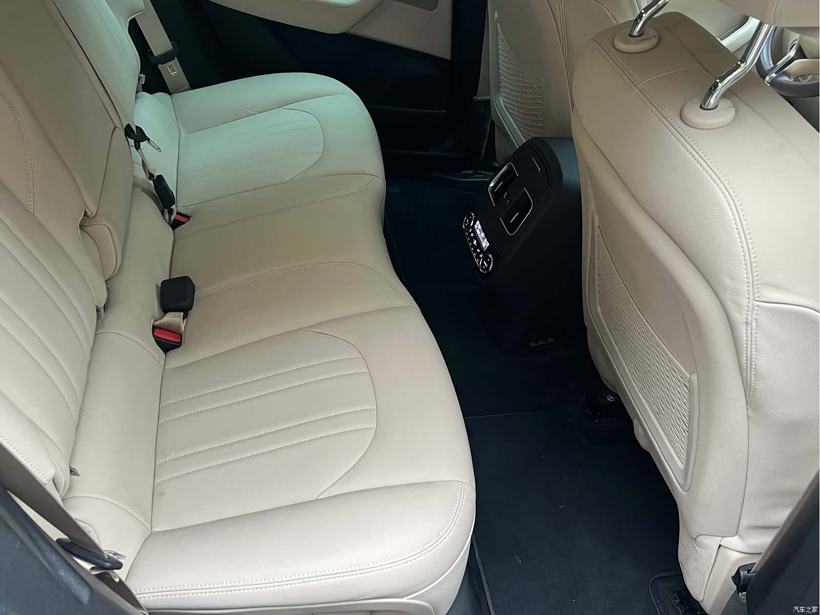 Maserati Levante, 2018 15
