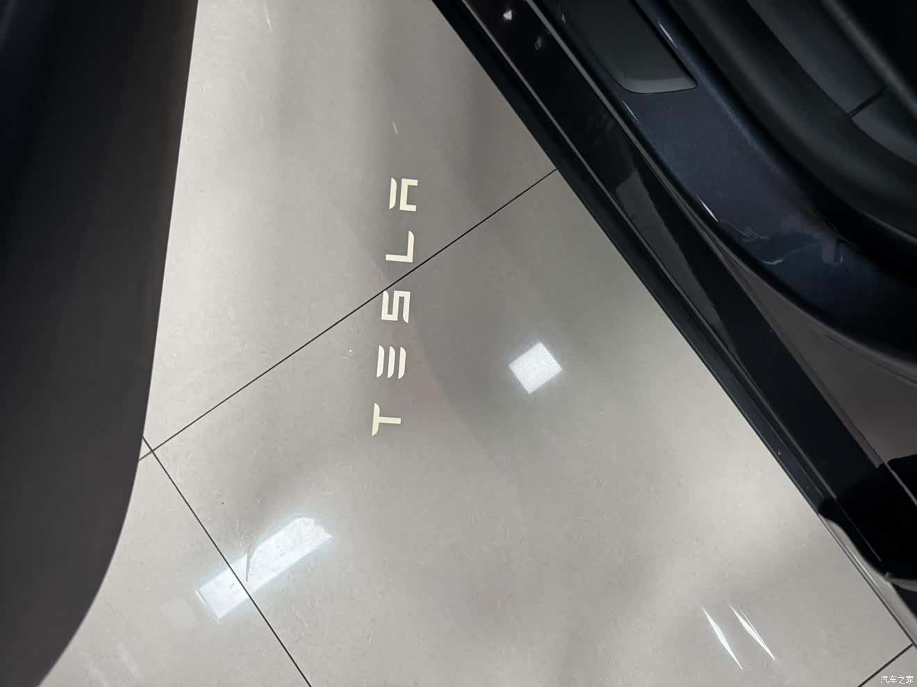 Tesla Model Y, 2024 9