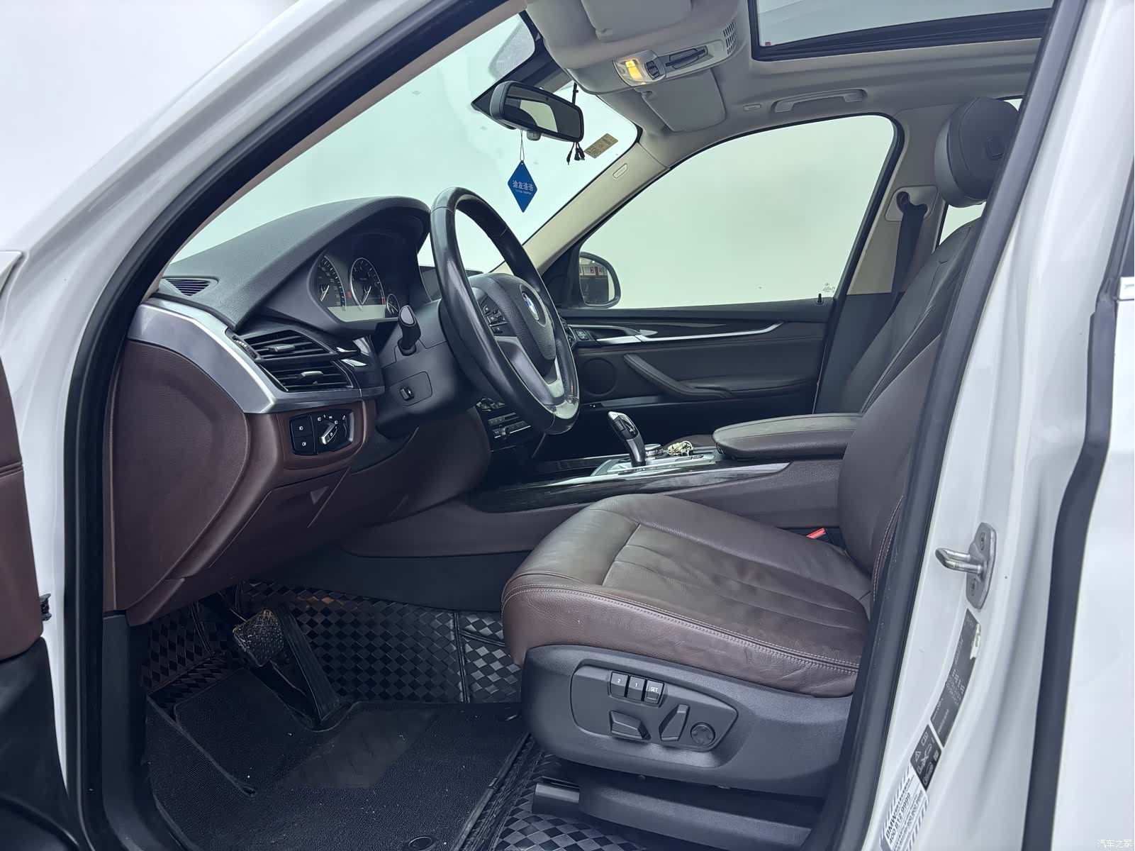 BMW X5, 2015 11