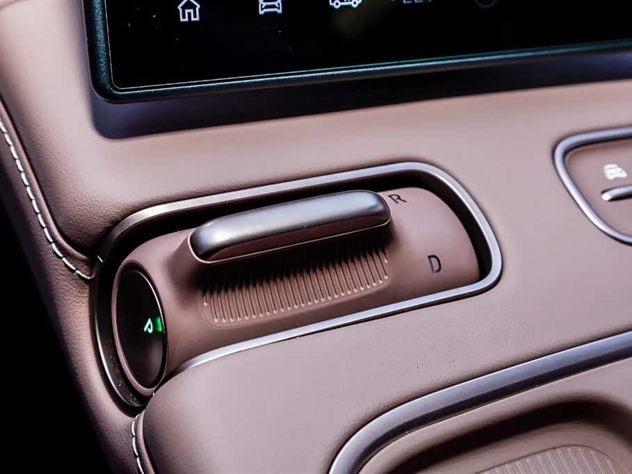 NIO EC6