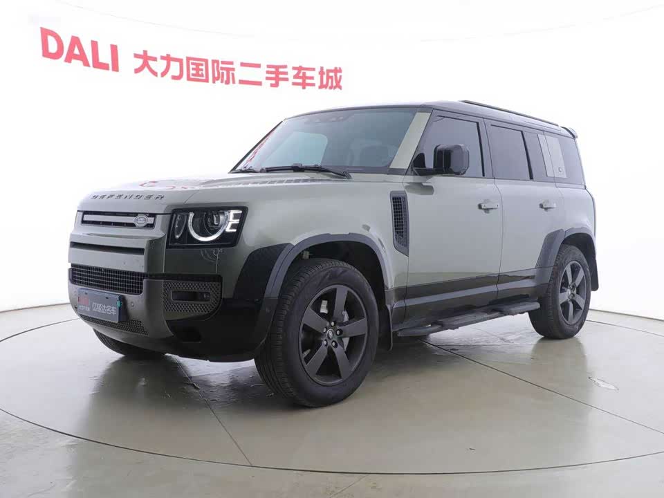 Land Rover guard