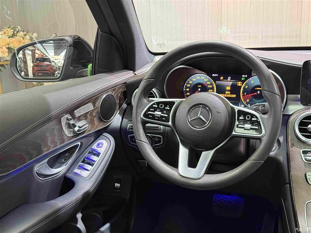 Mercedes-Benz GLC, 2020 12