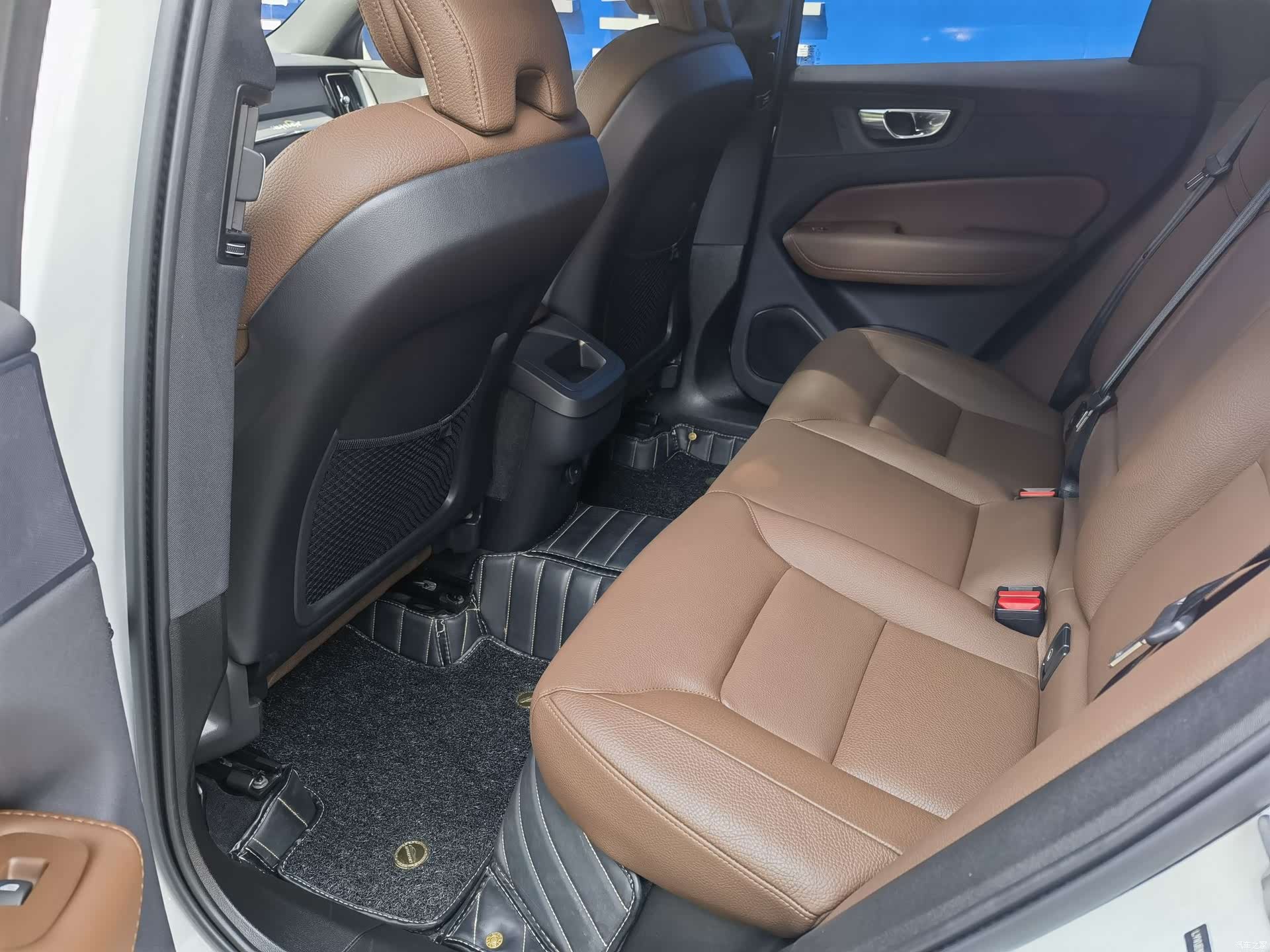 Volvo XC60, 2022 6