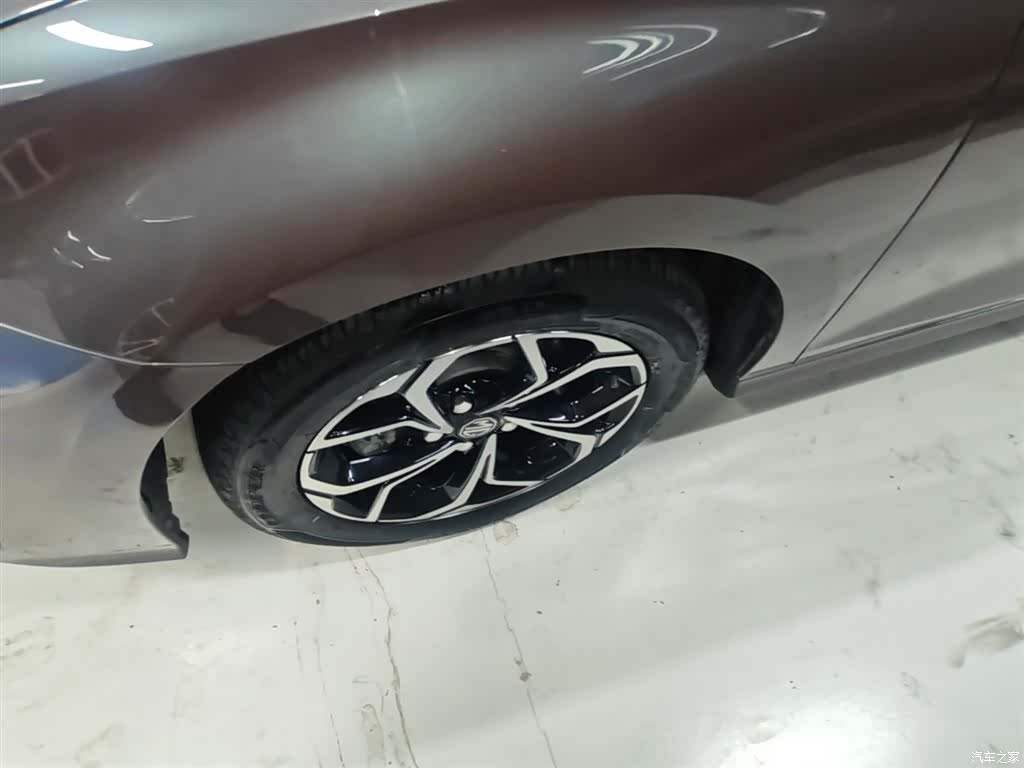 MG MG5, 2022 23