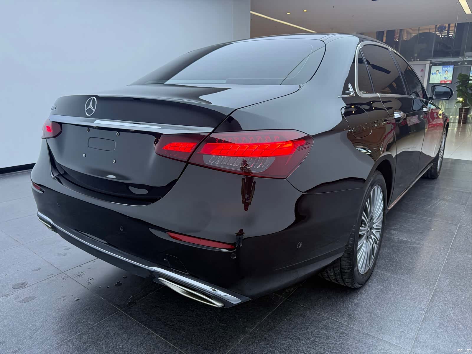 Mercedes-Benz E-Class, 2024 12