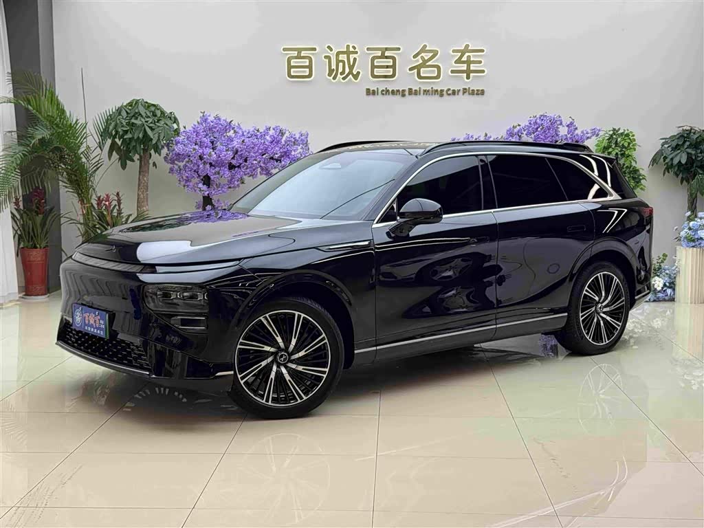 Xpeng G9