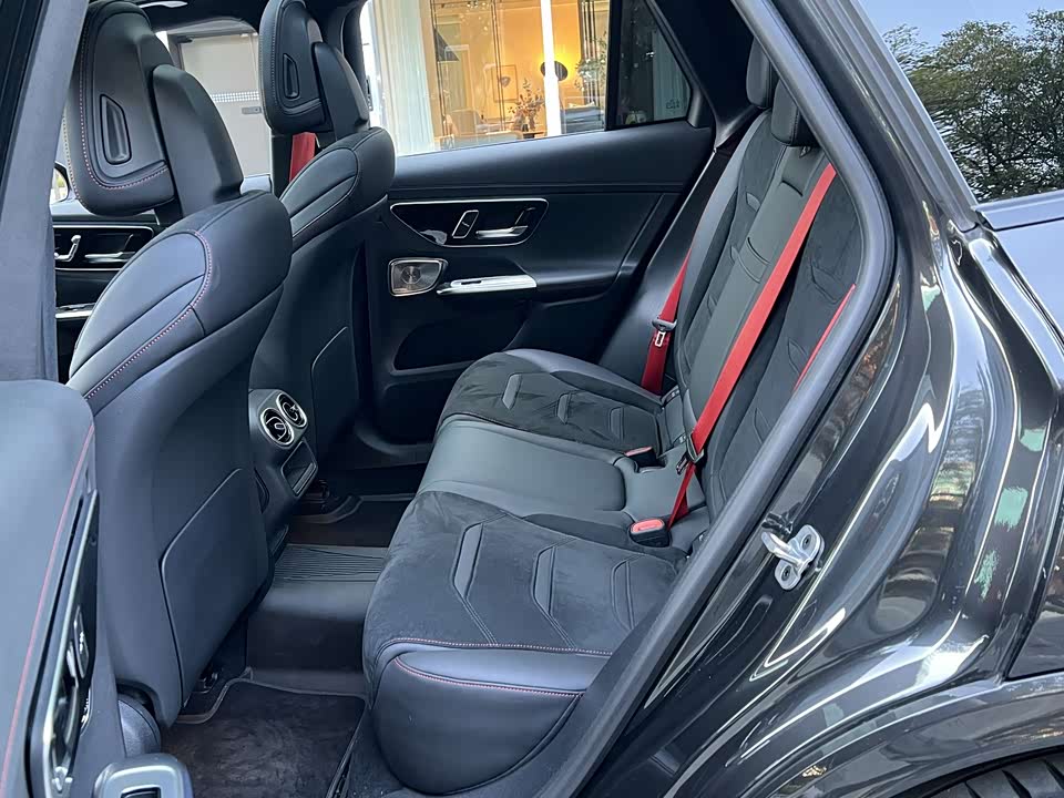 Mercedes-Benz GLC AMG