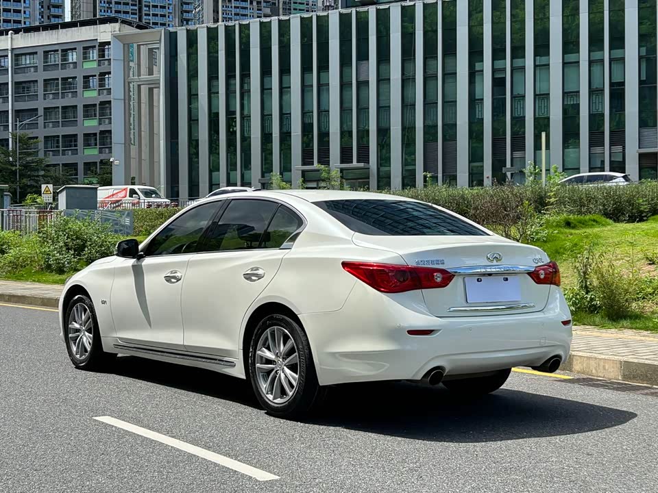 Infiniti Q50L Infiniti Q50L