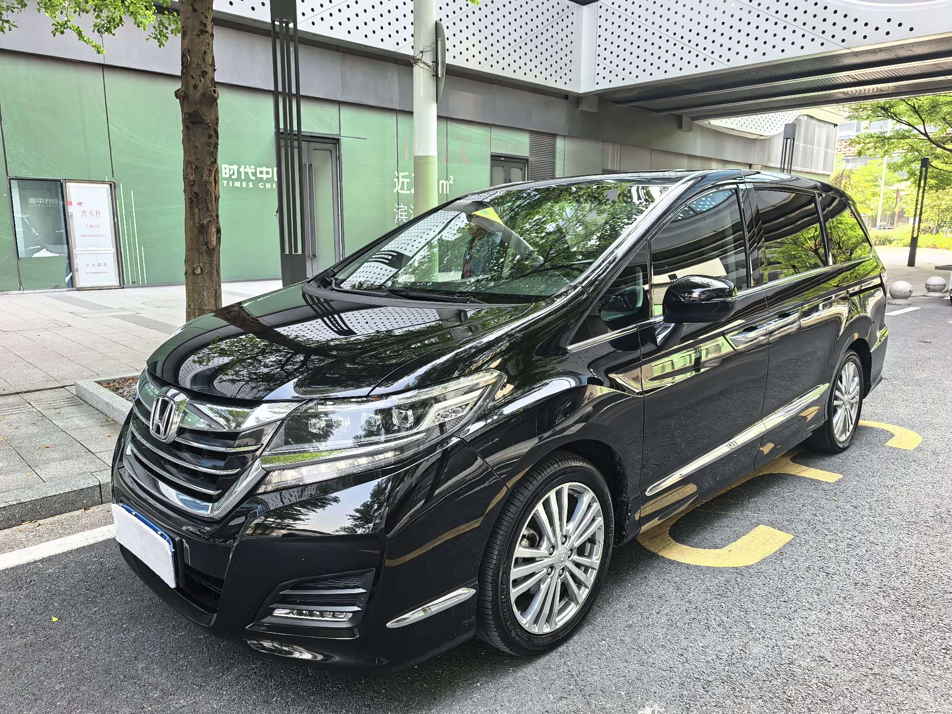 Honda Elysion, 2017 1