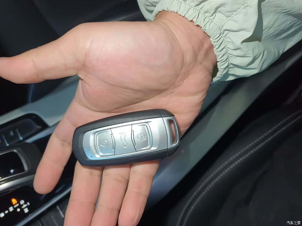 Geely Boyue, 2020 9