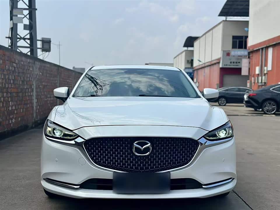 Mazda Atez