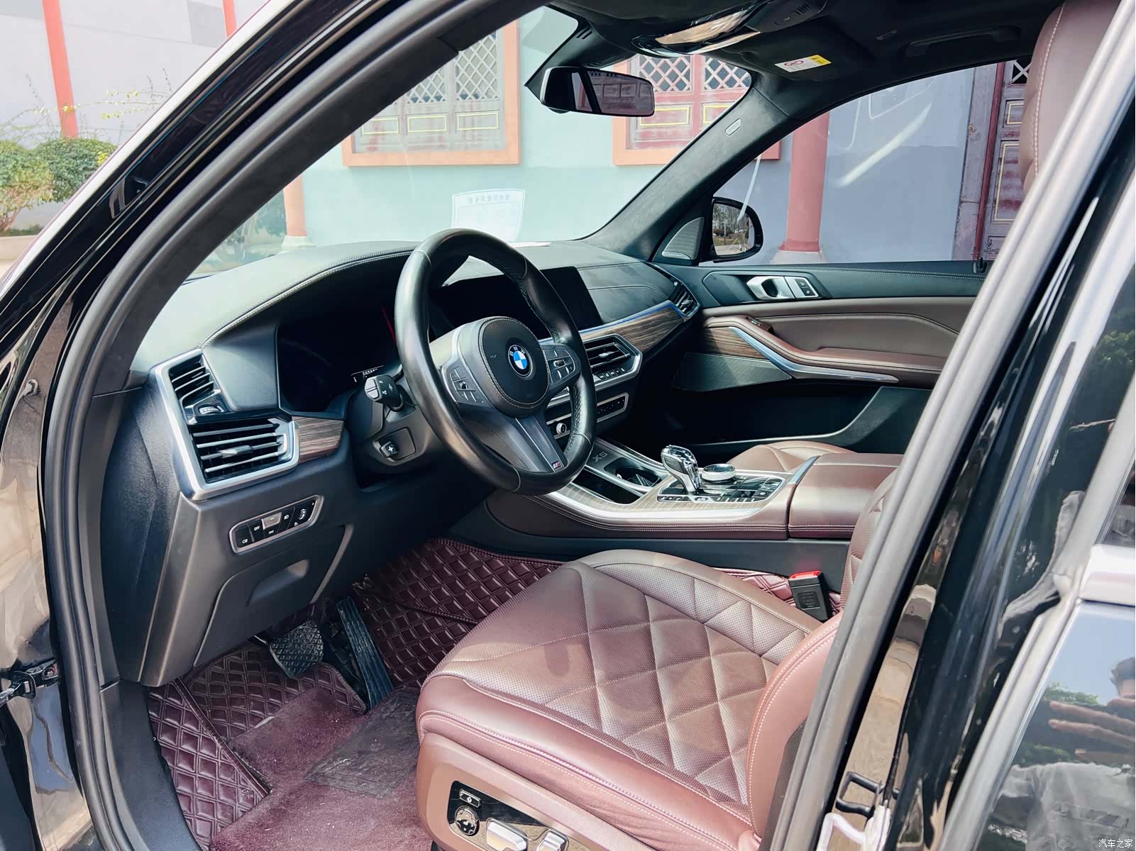 BMW X5, 2022 9