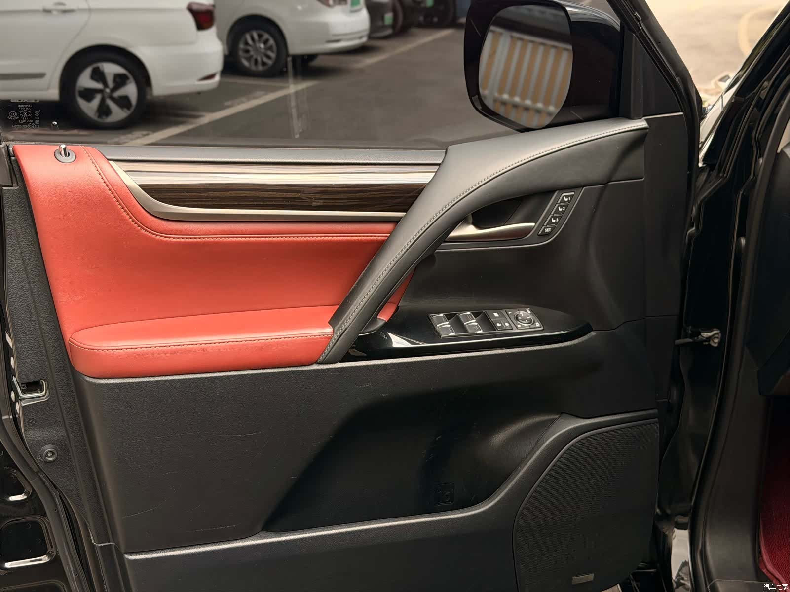 Lexus LX, 2017 8