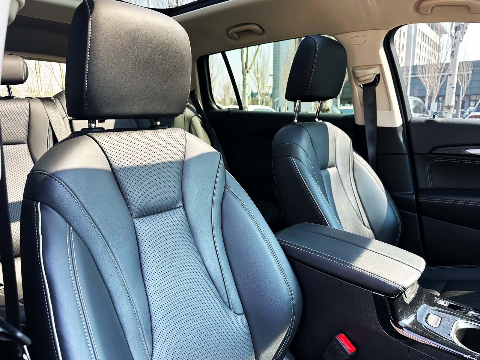 Buick Envision Plus, 2022 7