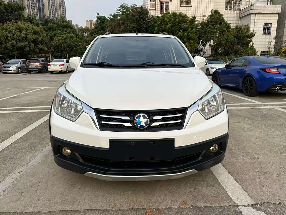 Venucia R50X