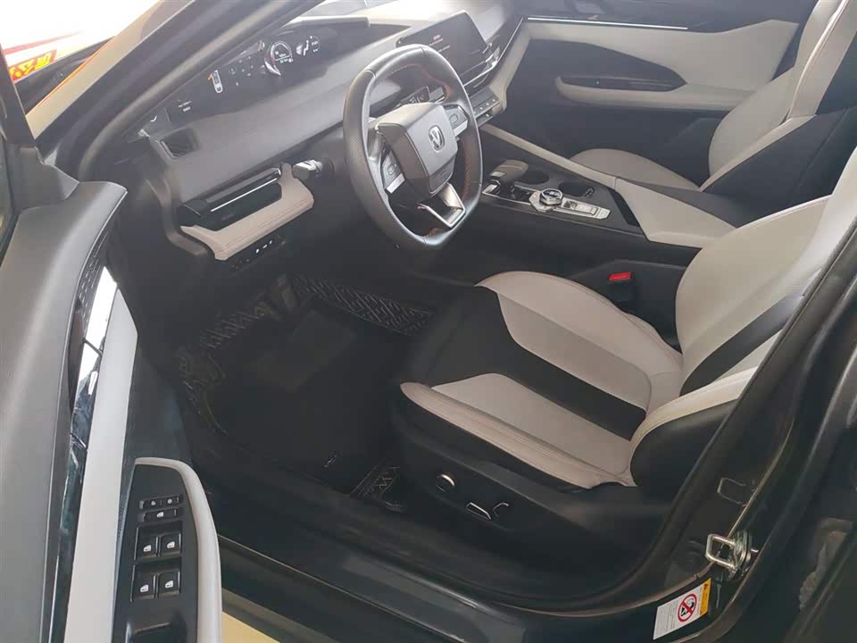 Changan UNI-V Smart iDD