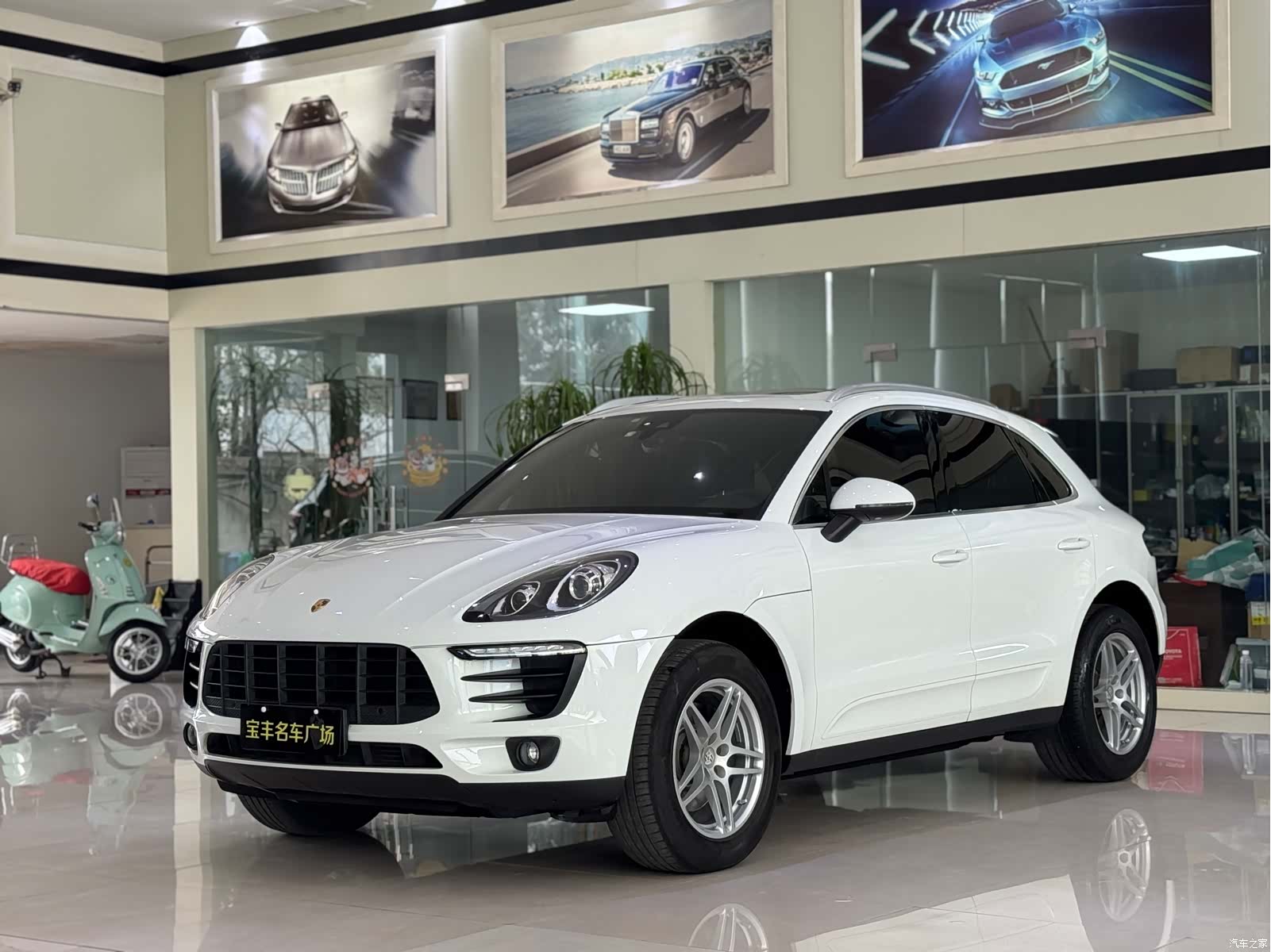 Porsche Macan, 2017 1