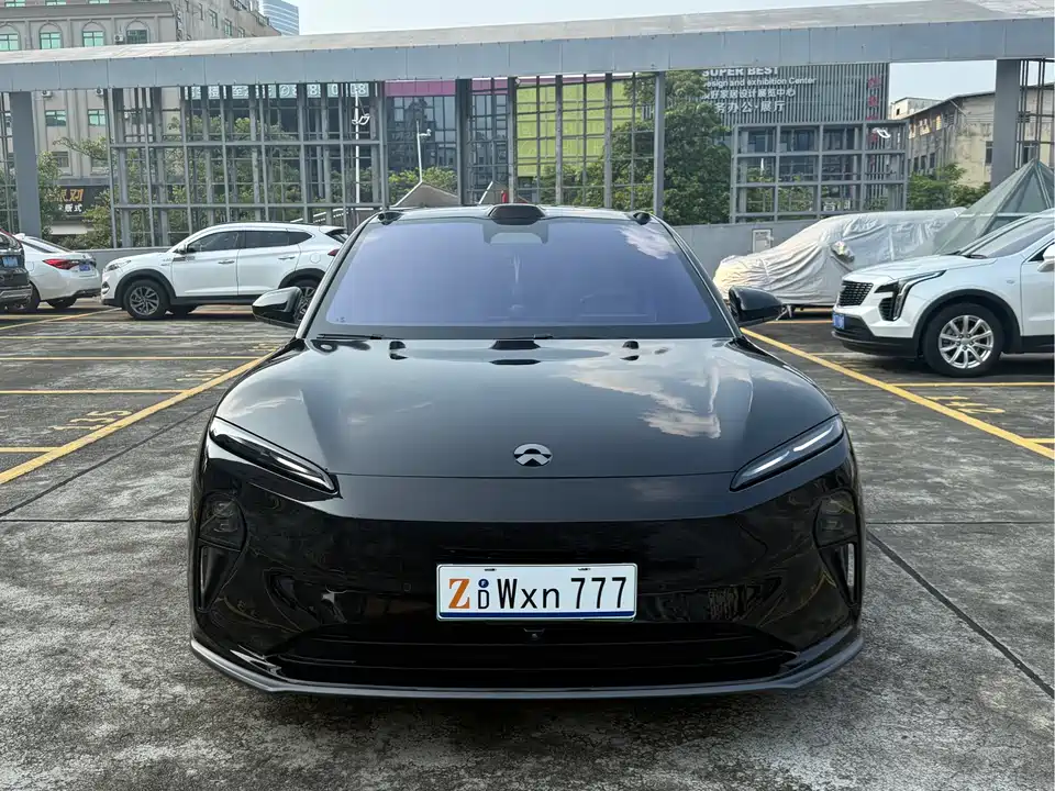 NIO ET5 NIO ET5