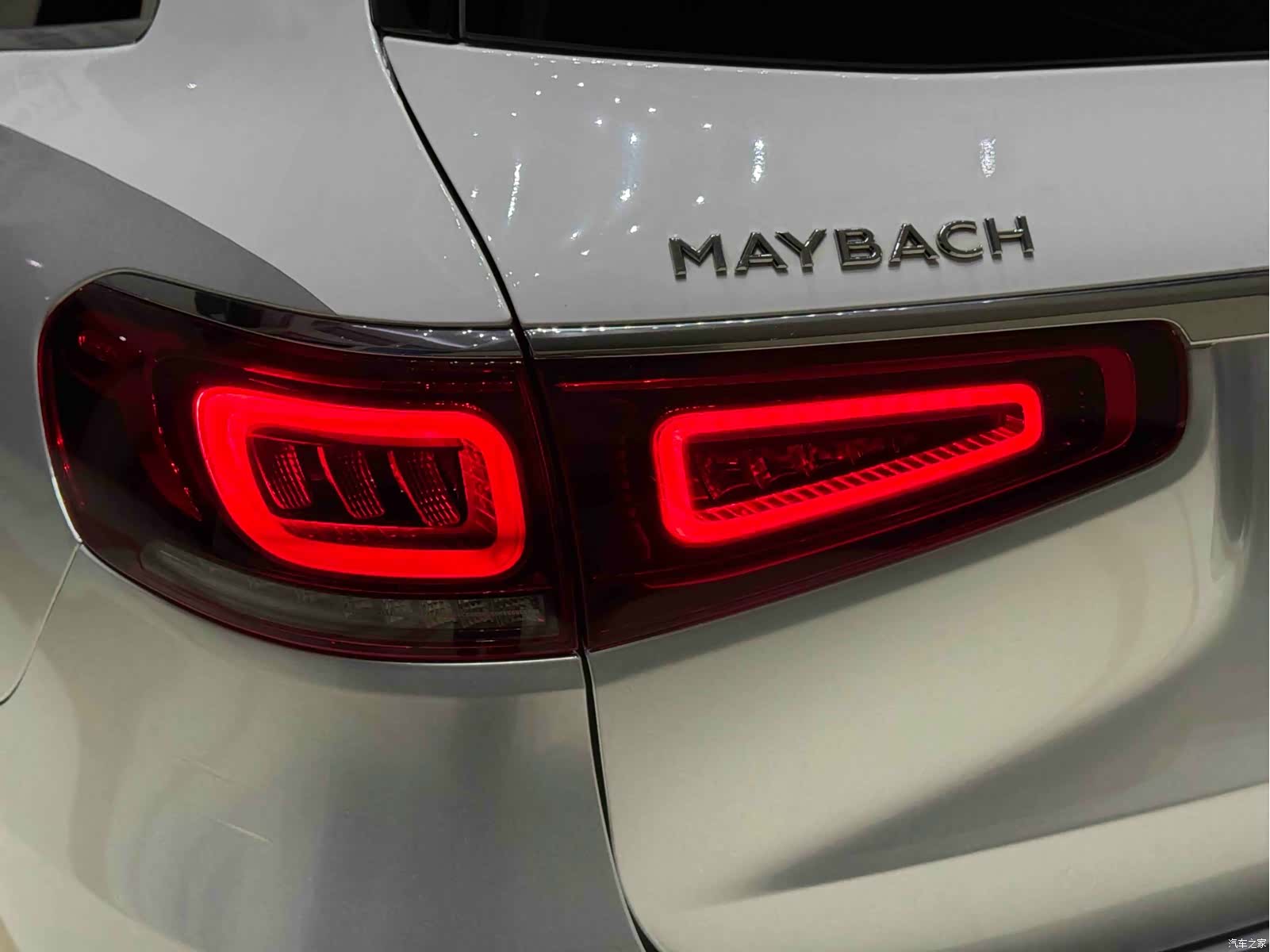 Maybach GLS, 2021 10