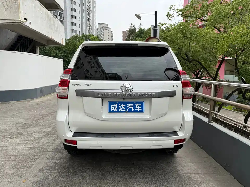 Toyota Prado