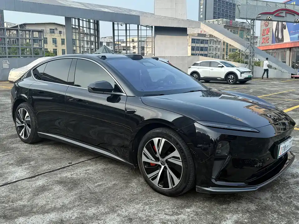 NIO ET5 NIO ET5