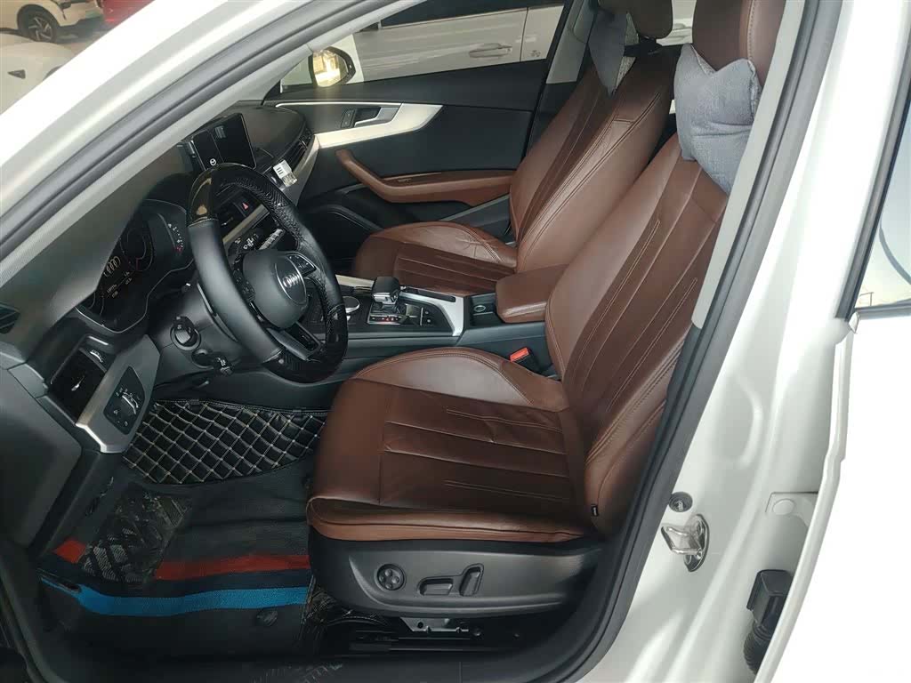 Audi A4L, 2019 11