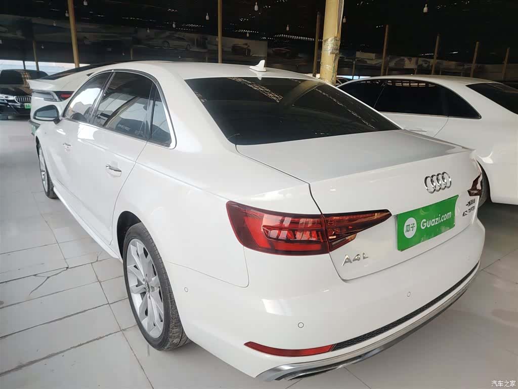 Audi A4L, 2019 23