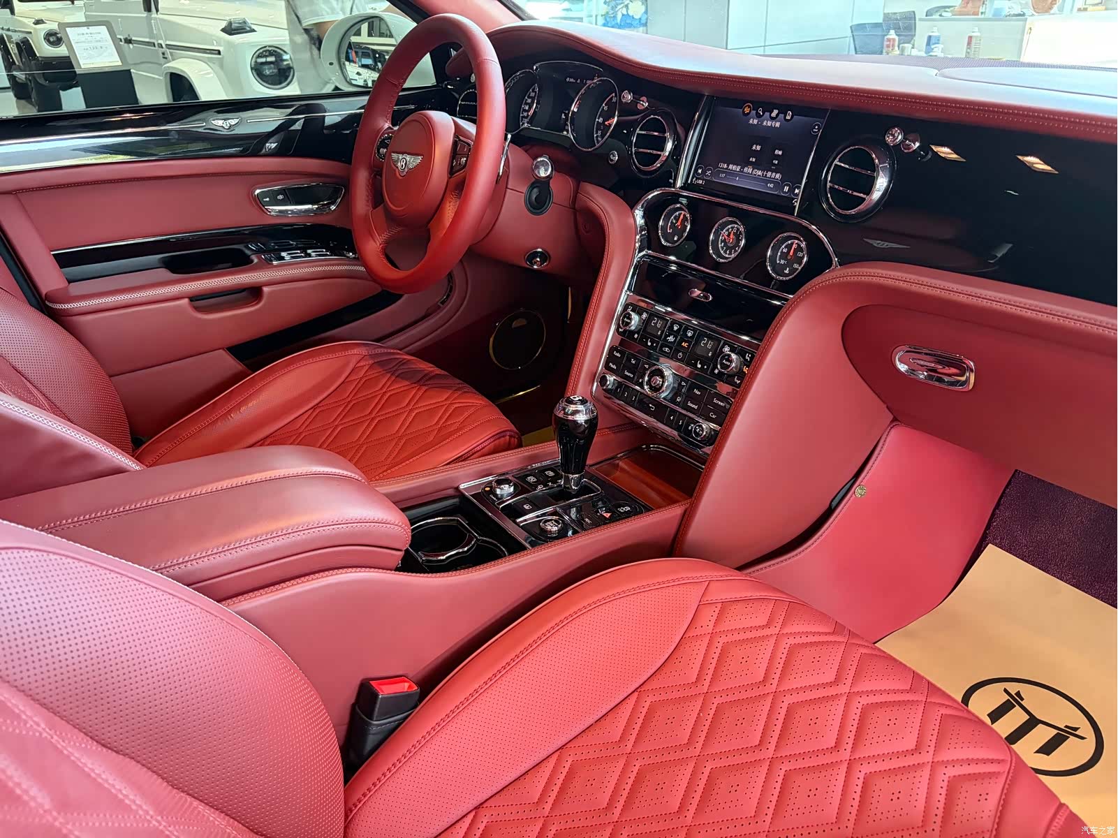 Bentley Mulsanne, 2018 7