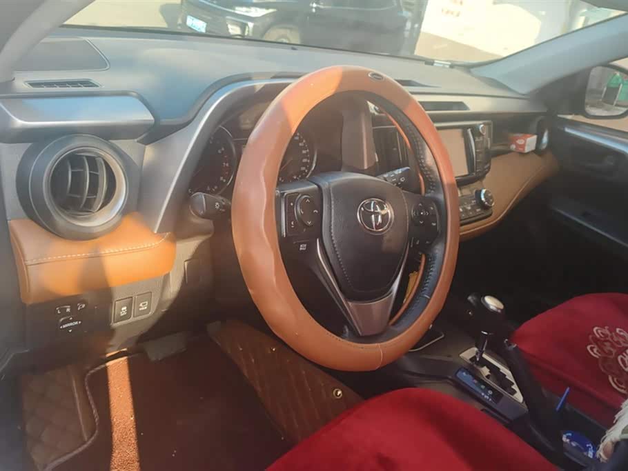 Toyota RAV4 Rongfang
