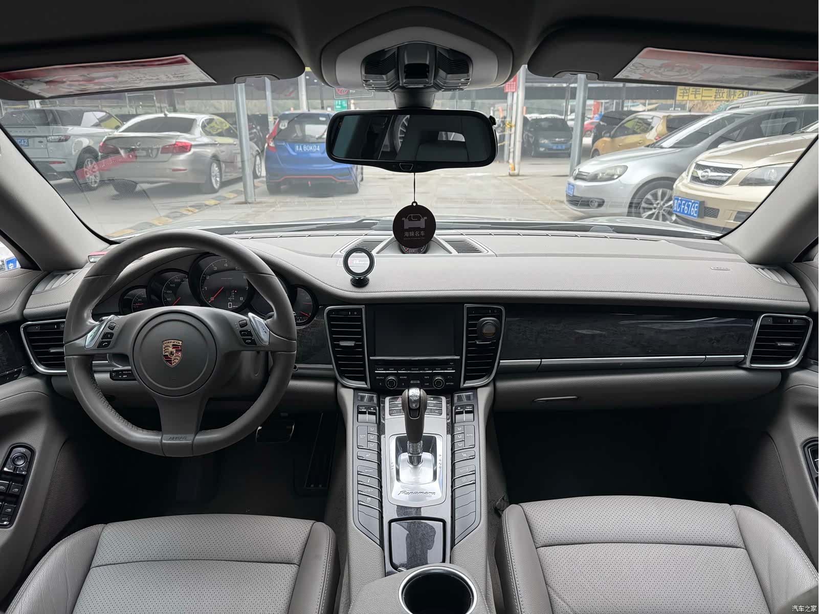 Porsche Panamera, 2011 6