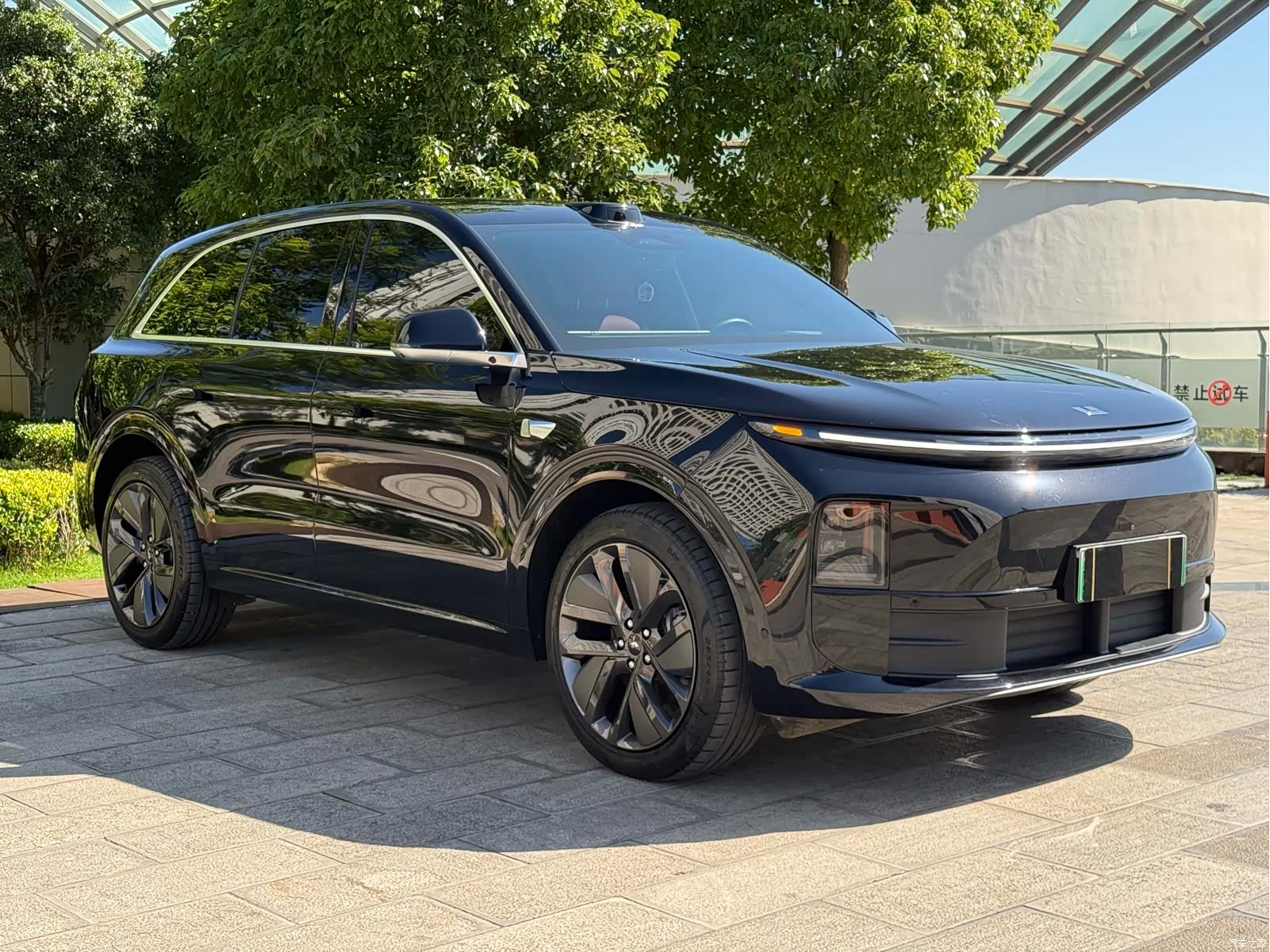 Li Auto L6, 2025 3