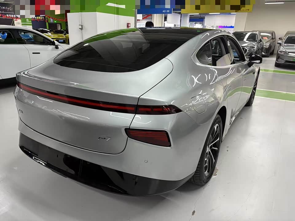 XPENG P7 XPENG P7