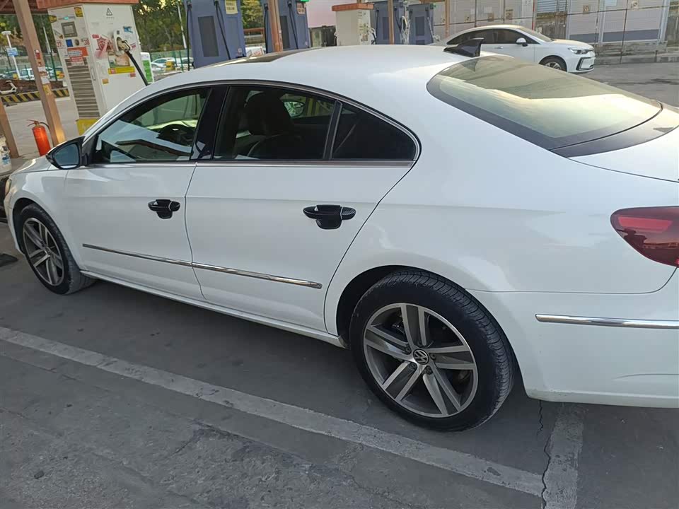 Volkswagen CC