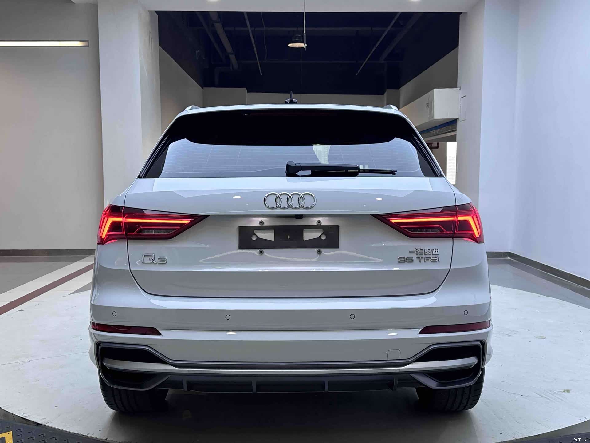 Audi Q3, 2022 6