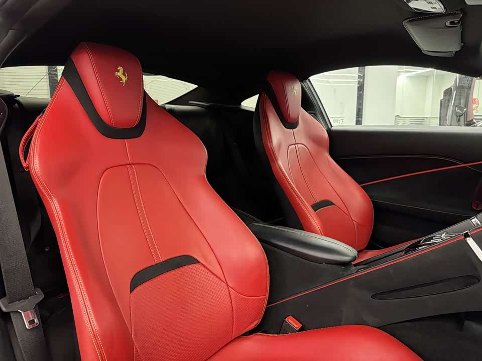 Ferrari Roma