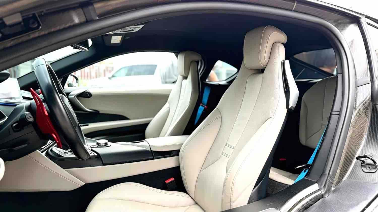 BMW i8, 2015 4