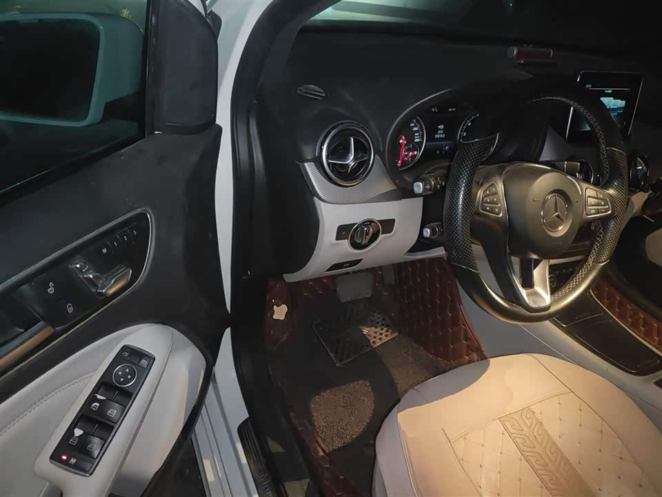 Mercedes-Benz Class B