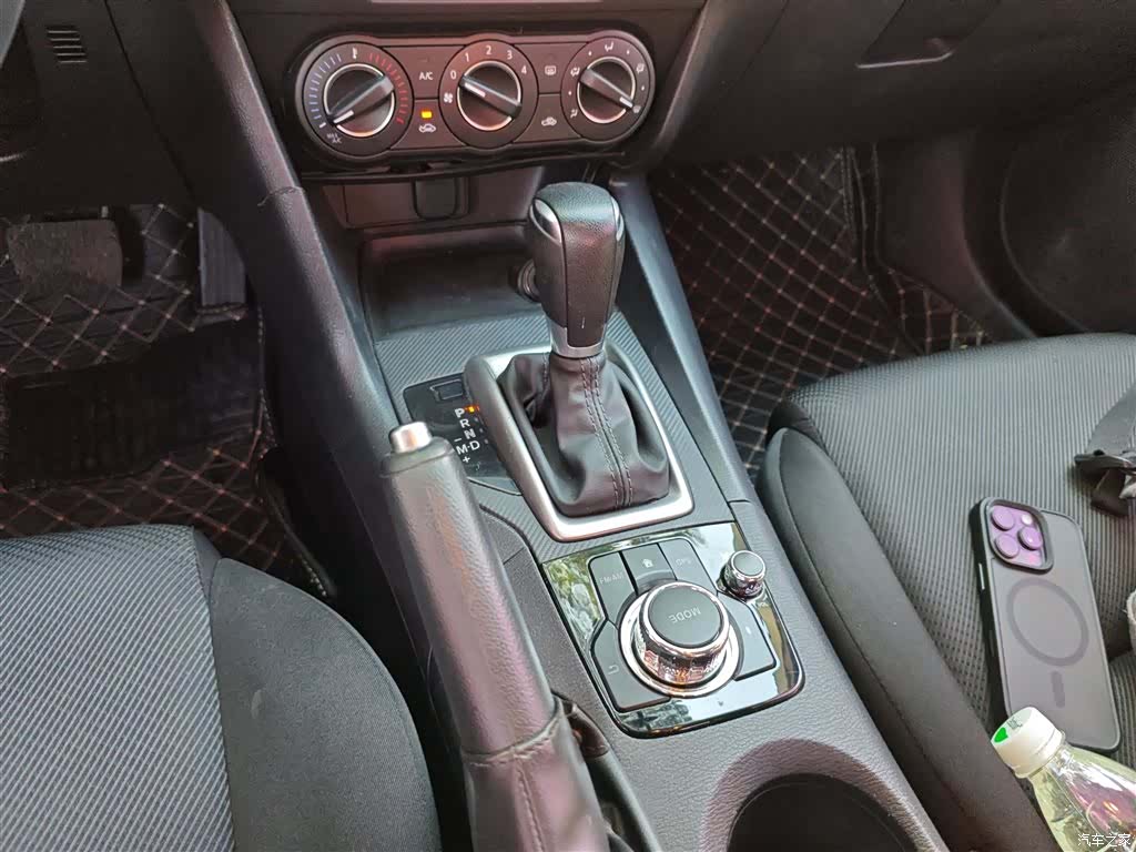 Mazda Mazda3, 2018 14