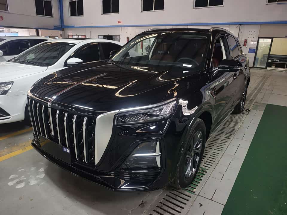 Hongqi HS5