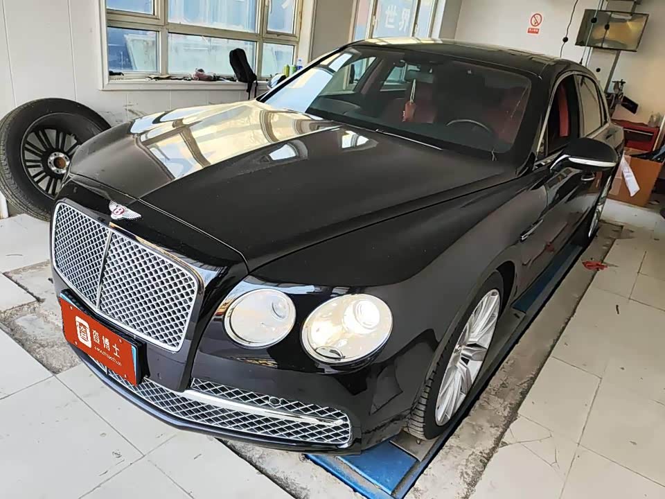 Bentley Flying