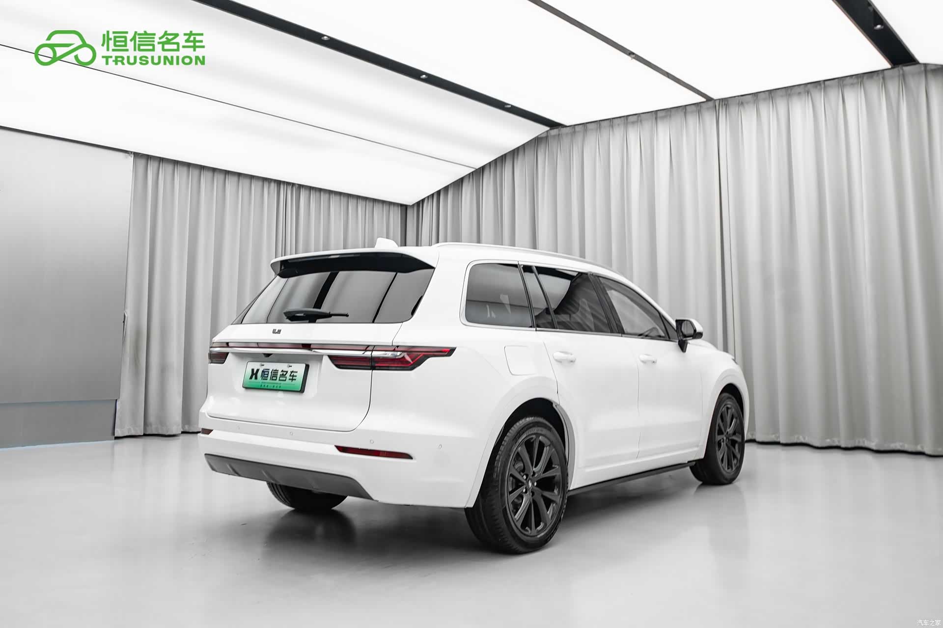 Li Auto ONE, 2023 4